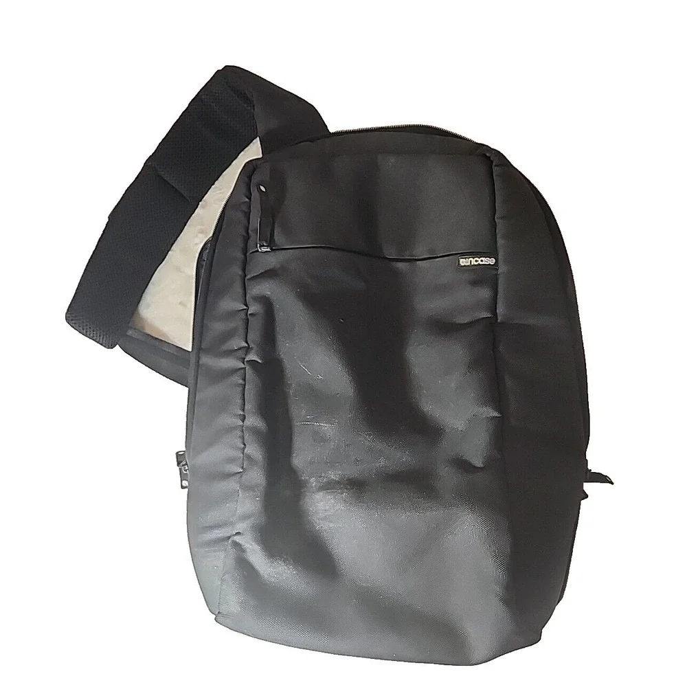 Incase Laptop Backpack Black Durable Weather Resistant Slim Tech Carrier Bag